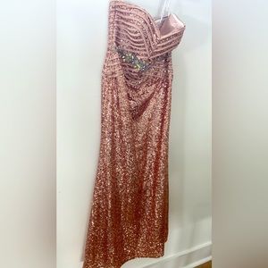 Tony Bowl Le Gala Rose Gold Holiday Formal Evening Gown